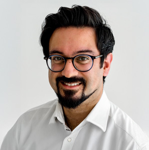 Dr Kaezar Bamrah